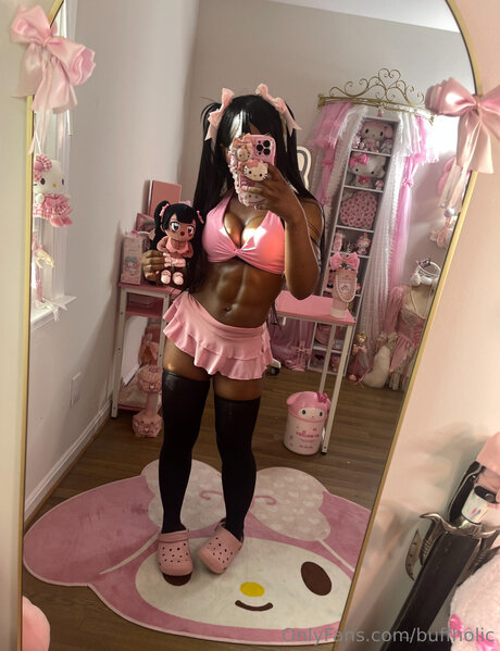 Buffholic nude model images