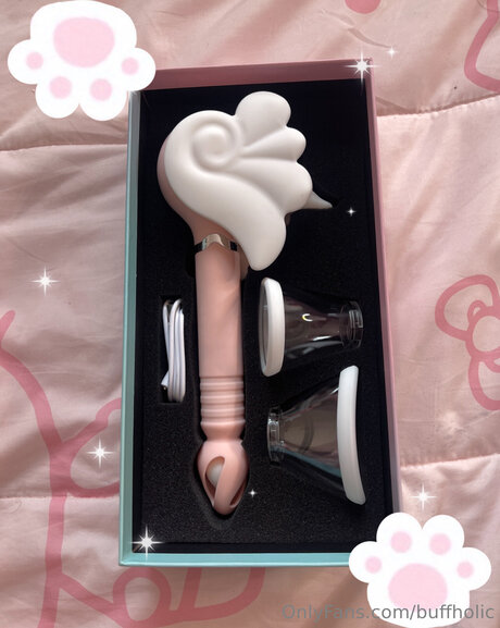 Buffholic model free pic