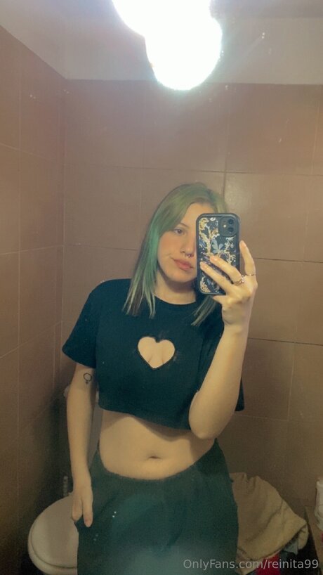 Reinita99 pornographic actress image