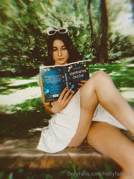 Hollyfans22 model nude galleries