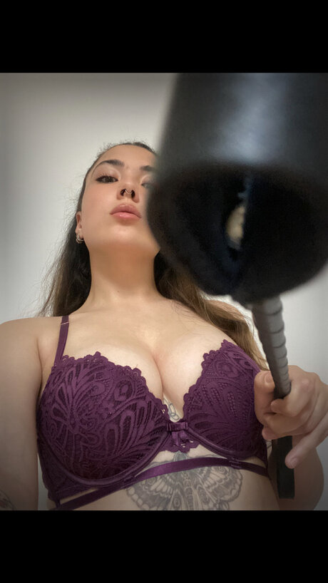 Kinkydaniela nude pornstar pics