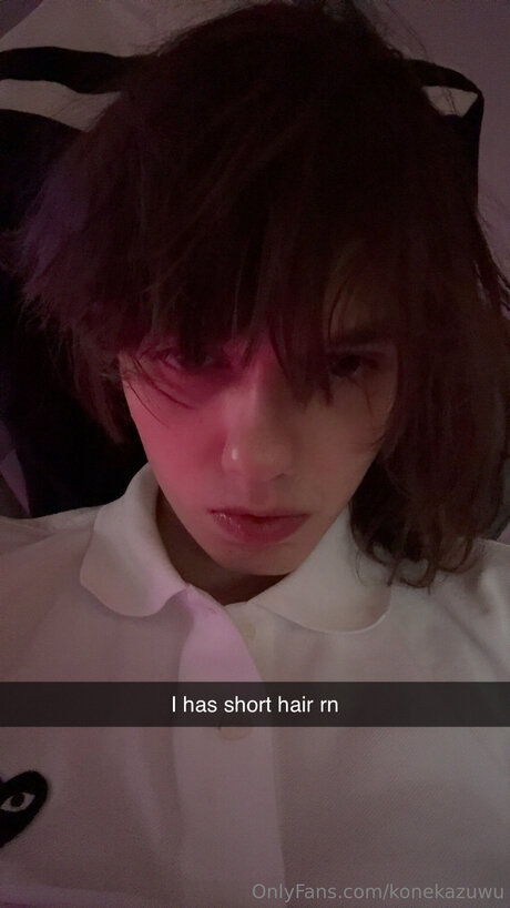 Konekazuwu pretty model photo