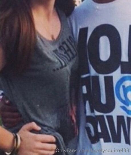 Lovelysquirrel33 art star gallery