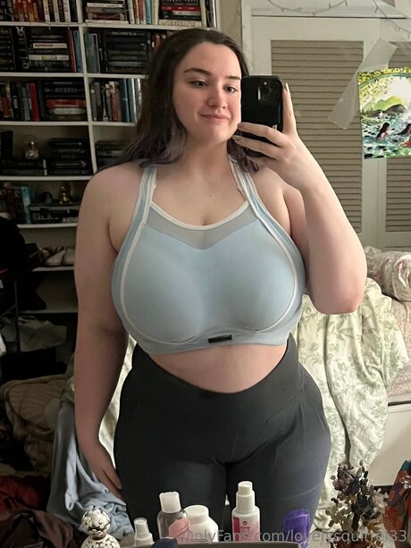 Lovelysquirrel33 pornstar erotic galleries