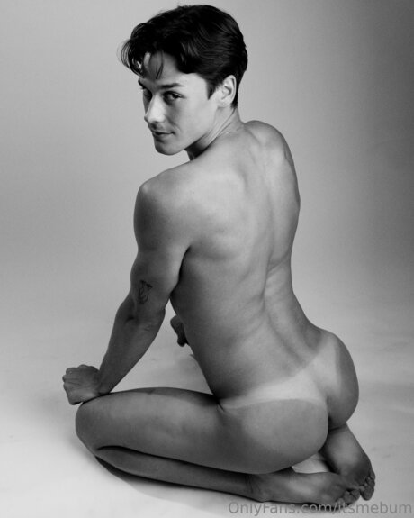 Itsmebum hot actress photo