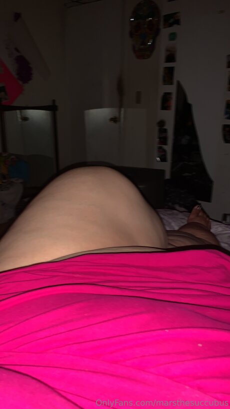 Marsthesuccubus star hot pics