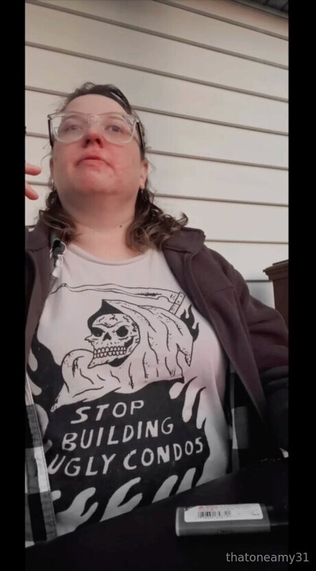 Thatoneamy44 free pornstar pics