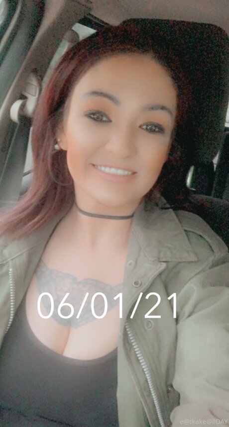 Eatkake exclusive pornstar photos