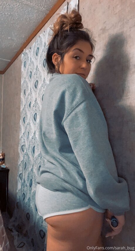 Sarah Bug model xxx archive