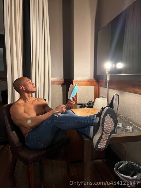 Dwayne Johnson Jr exclusive actress pictures