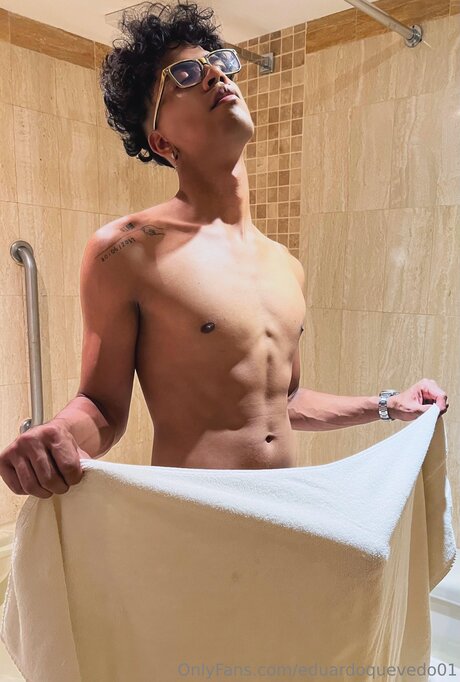 Eduardoquevedo01 hot star image