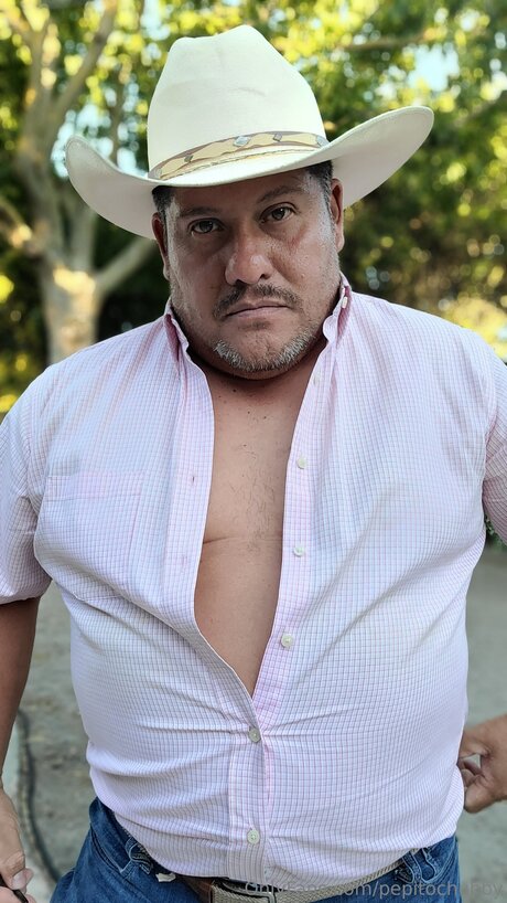 Pepitochubby star nudes photo