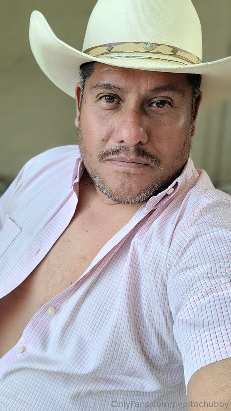 Pepitochubby free pornstar img