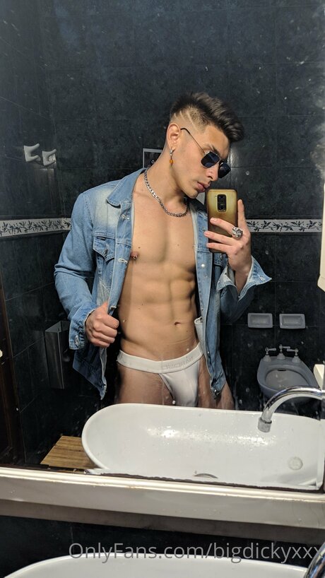 Tomas Rager nice model gallery