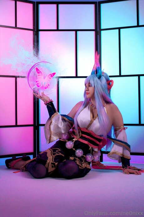 Ne0nixx model pretty pic