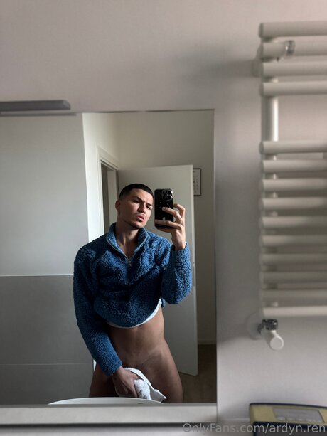 Ardyn Ren art actress photos