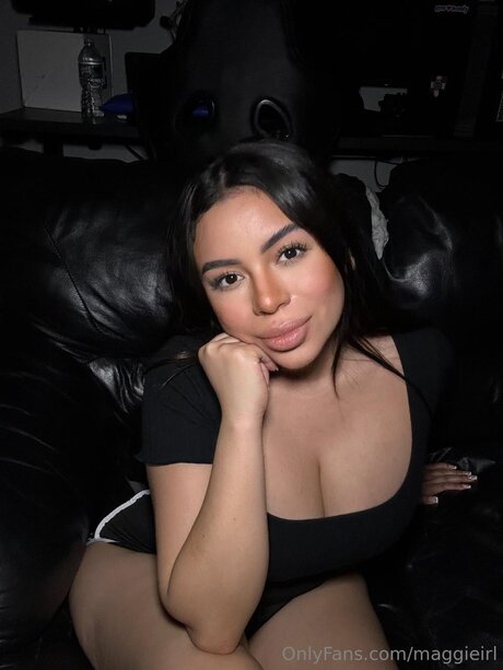 cum feet onlyfans naked pic