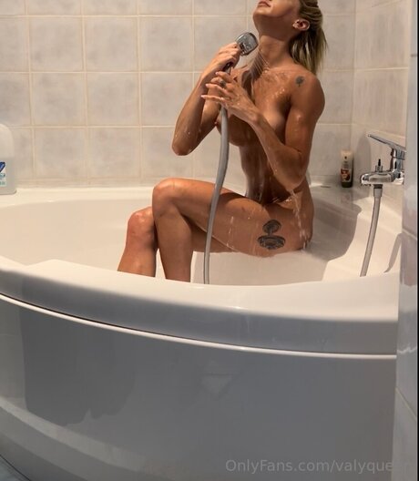 Valyqueen sex actress pic