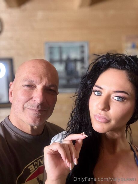 Valyqueen exclusive star photo