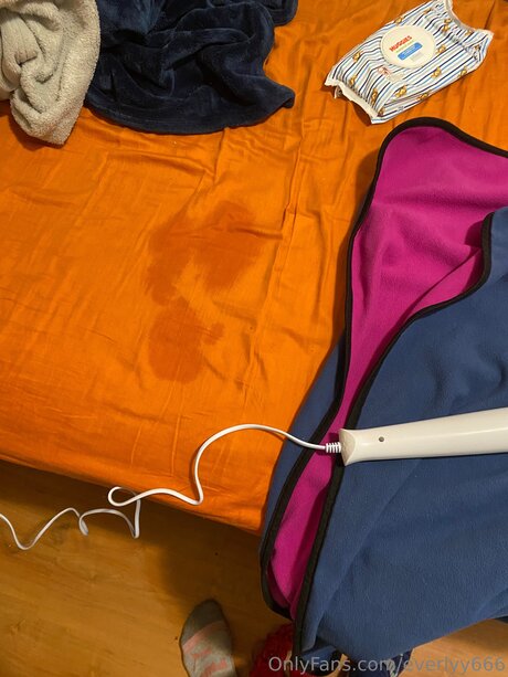 Everlyy666 exclusive model image