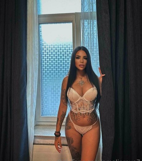 influencer girls onlyfans beautiful nude gallery