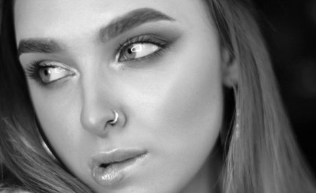 Elsa Jay nude actress galleries