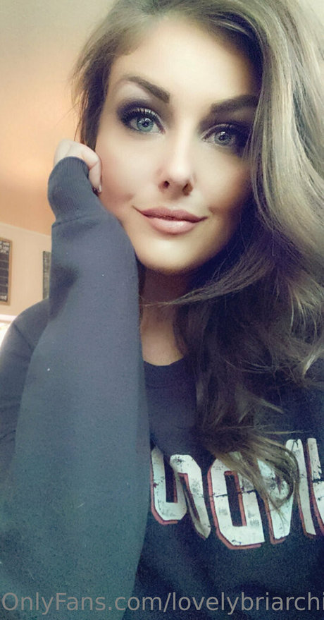 lovelybriarchives star exclusive pictures