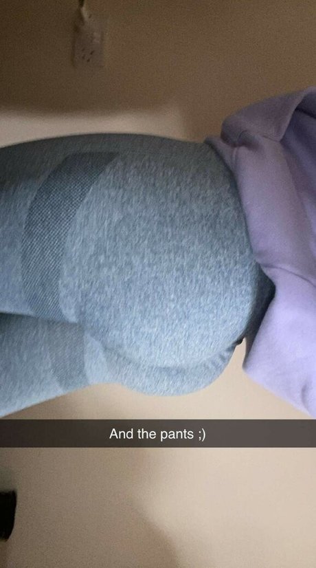 Mira Szalma model hot pic