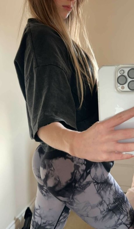 Mira Szalma erotic star image