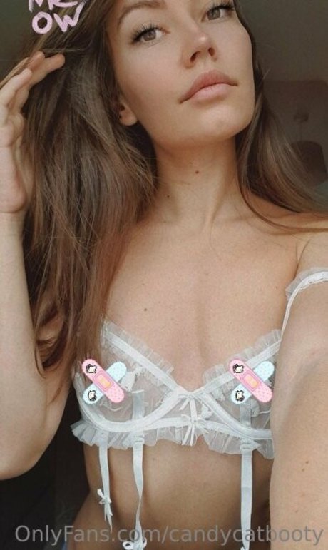 blonde small tits onlyfans pretty img