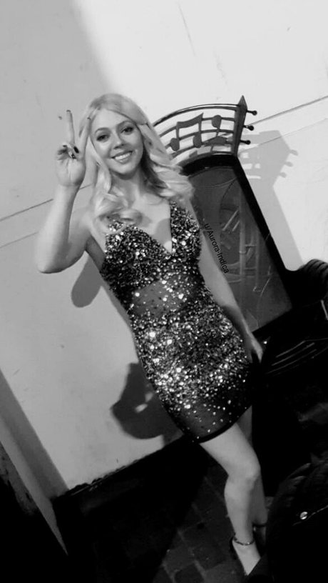 Aurora Indica model erotic img