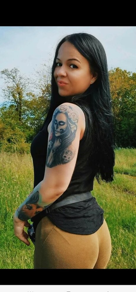 Magyar Milfek star xxx galleries