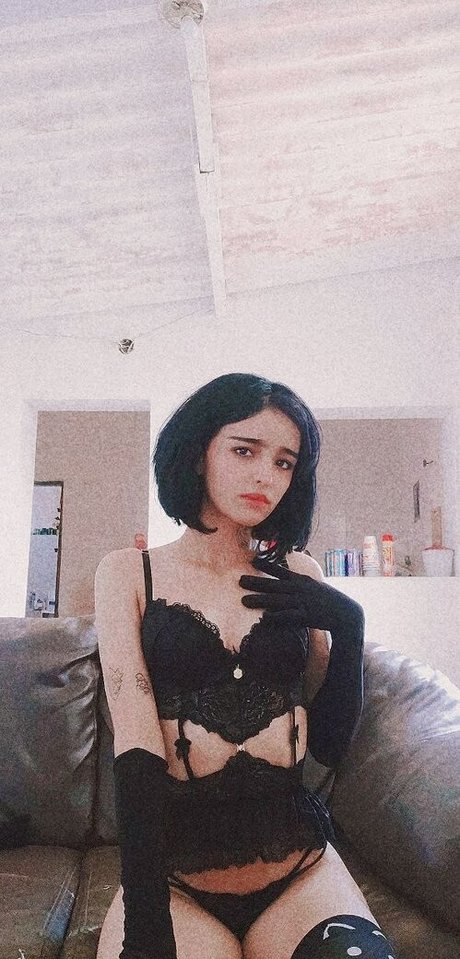 blonde college onlyfans top img