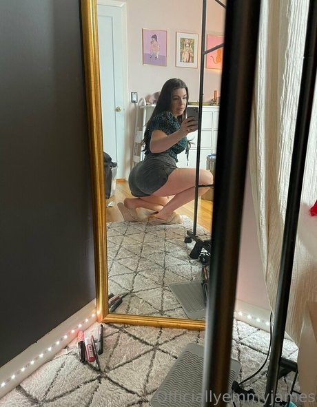officiallyemmyjames hd pornstar pictures