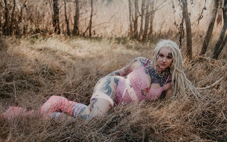 luckylou 666 pornstar sex picture