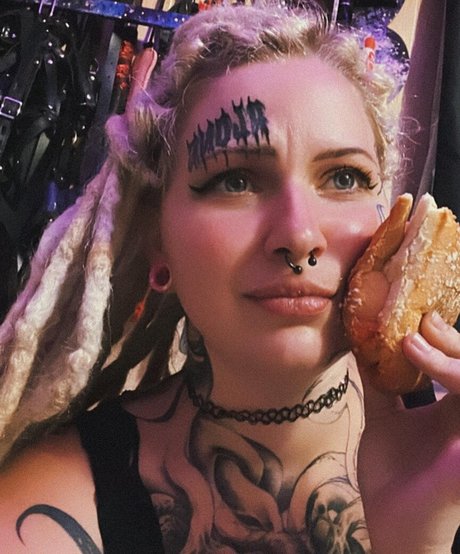 luckylou 666 xxx model galleries