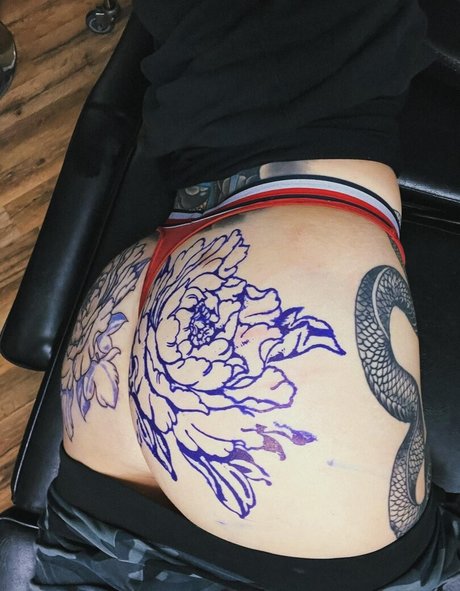 luckylou 666 pornstar high quality galleries