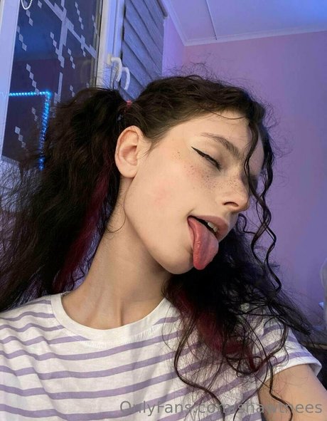 shawtnees erotic star pictures