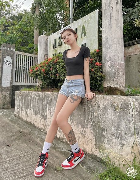 Bhel Esguerra top pornstar photos