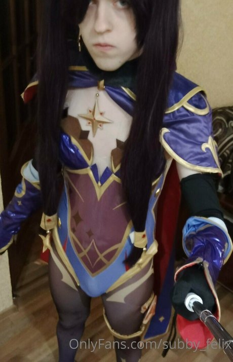 subby felix star naked images