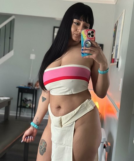 DelilahMoonx pretty pornstar image