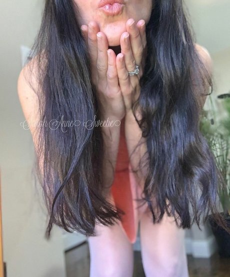 Sarah Anne Sweetie sexy model images