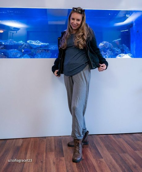 Sofia Grace erotic model pics