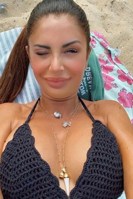 shemale handjob onlyfans beautiful nude picture