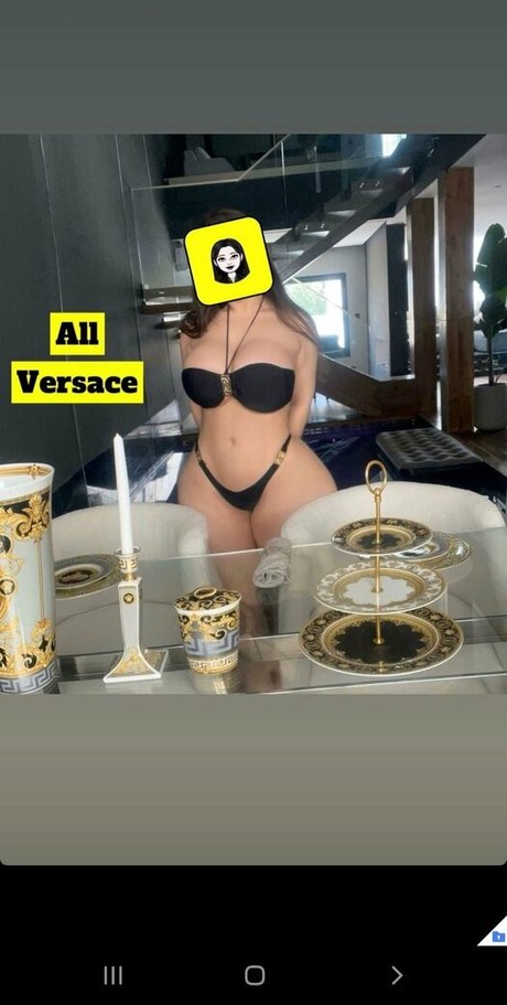 Noure Sahli model pic