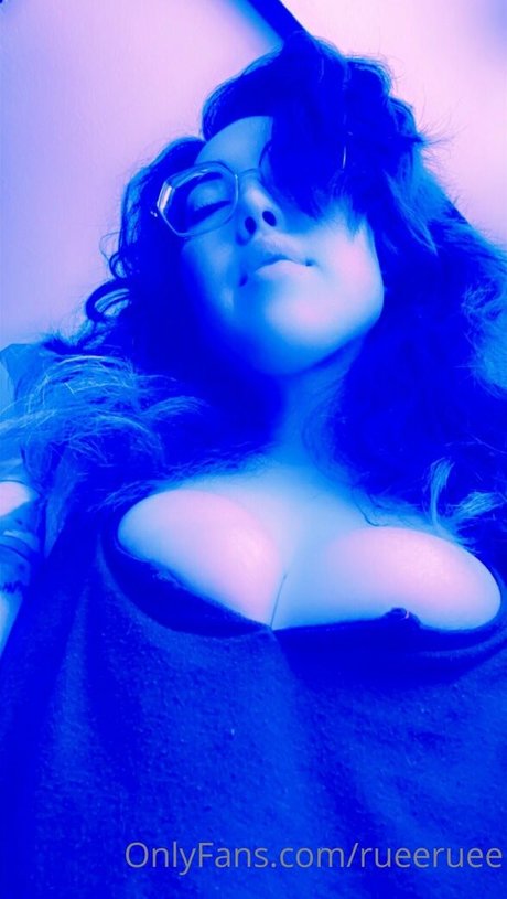 rueeruee Quick photo