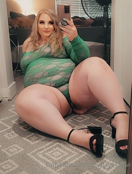 tayhayesbbw adult model img