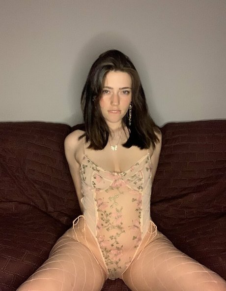 Marlikoo sexy star pics