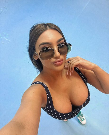 simmykk model pornographic galleries