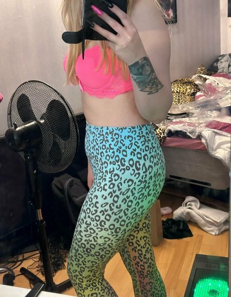 sexymilano pretty actress img